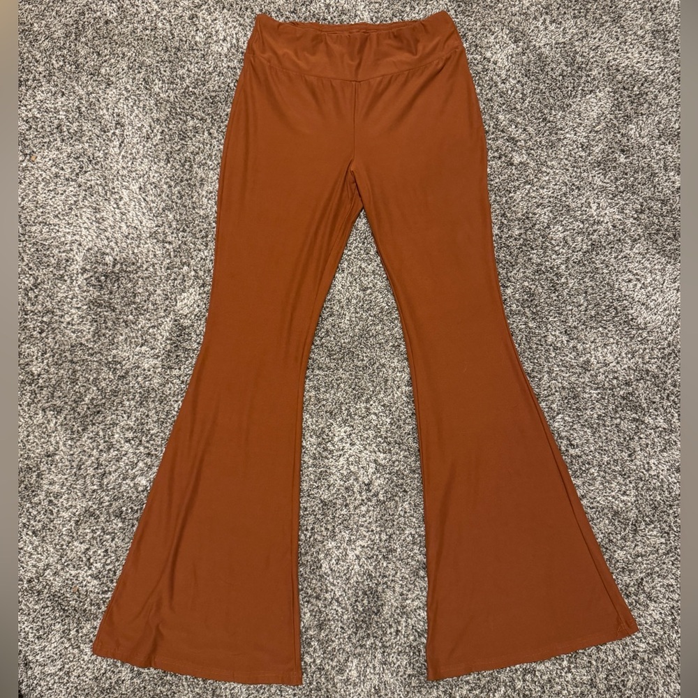 Burnt Orange bell bottom leggings - Picture 5 of 6